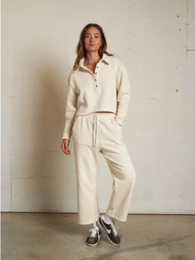 Perfect White Tee Fallon Fleece Barrel Leg Sweatpants